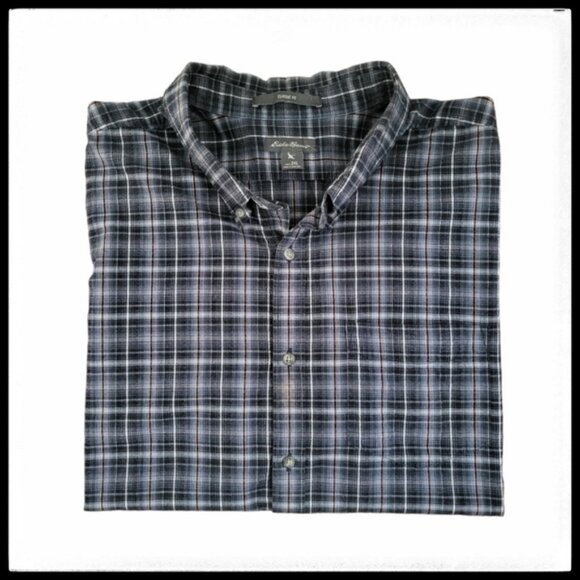 Eddie Bauer Classic Fit Short Sleeve Button Down Shirt - Picture 1 of 12
